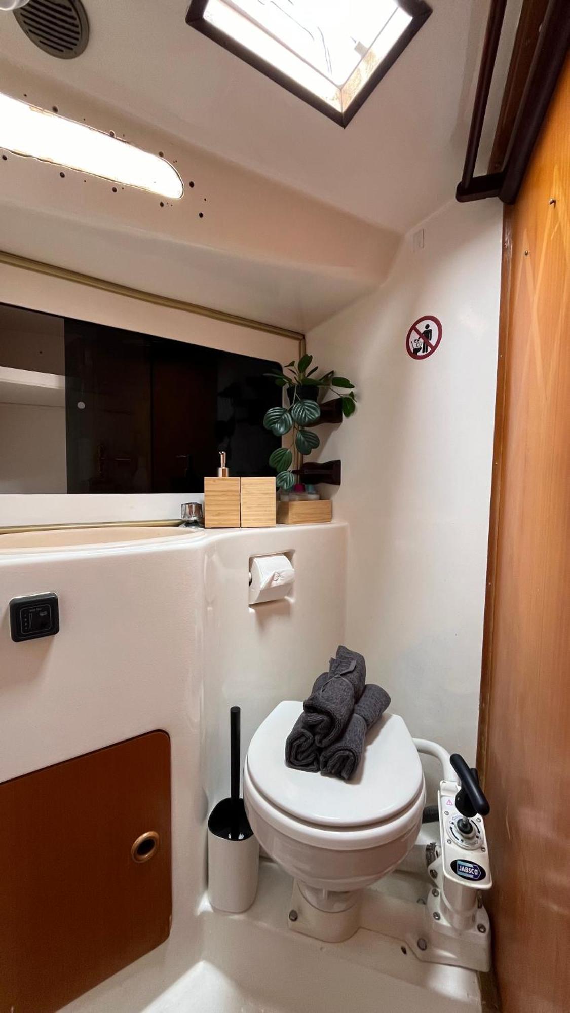Velero Puma 32 Hotel Caleta de Sebo Bagian luar foto